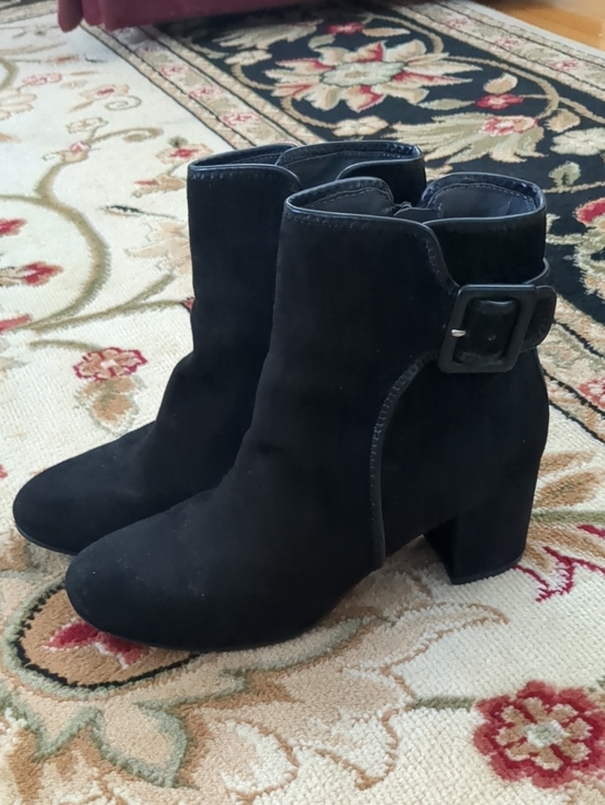 White Mountain Shoes - White Mountain Block Heel Buckle Detail Faux Suede Black Boots 7M
